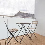 Bahnhof Deluxe - Near Danube River * קרמס אן דר דונאו