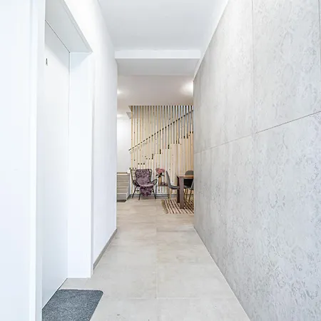 公寓 Bahnhof Deluxe - Near Danube River *