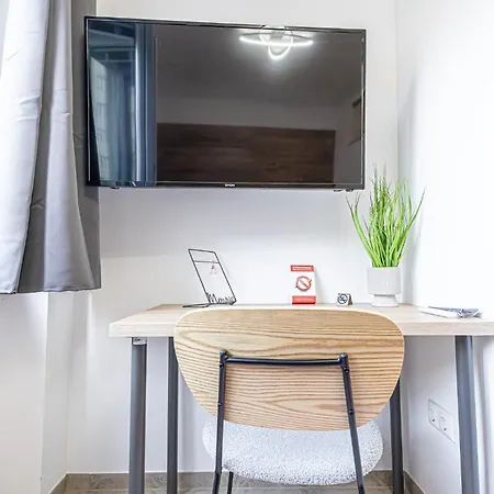 公寓 Bahnhof Deluxe - Near Danube River