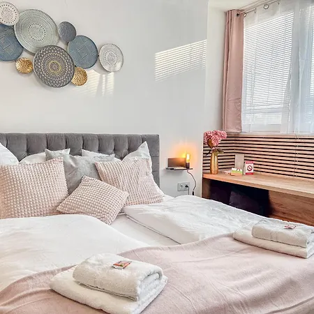 Bahnhof Deluxe - Near Danube River 公寓 多瑙河畔克雷姆斯