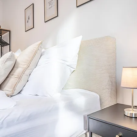 Bahnhof Deluxe - Near Danube River 公寓 *