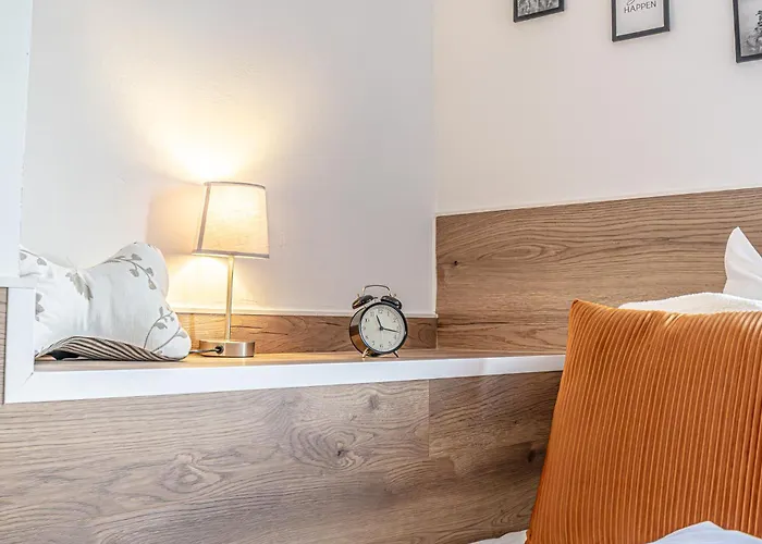 Apartment Bahnhof Deluxe - Near Danube River *