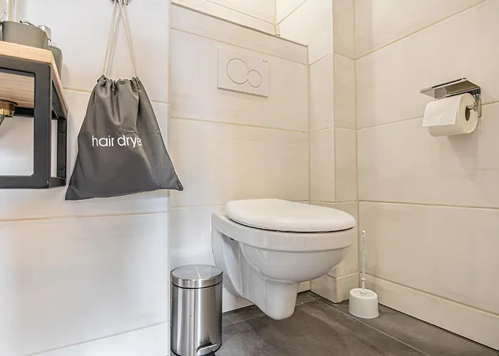 Apartment Bahnhof Deluxe - Near Danube River