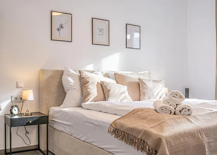 Bahnhof Deluxe - Near Danube River Krems an der Donau